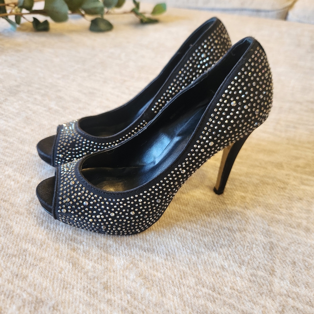 Rhinestone Black and Silver Le Chateau Heels Pumps Stilettos